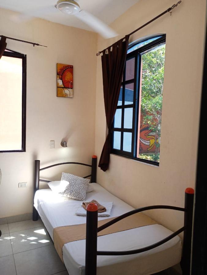 Hostal La Ermita Mérida Esterno foto
